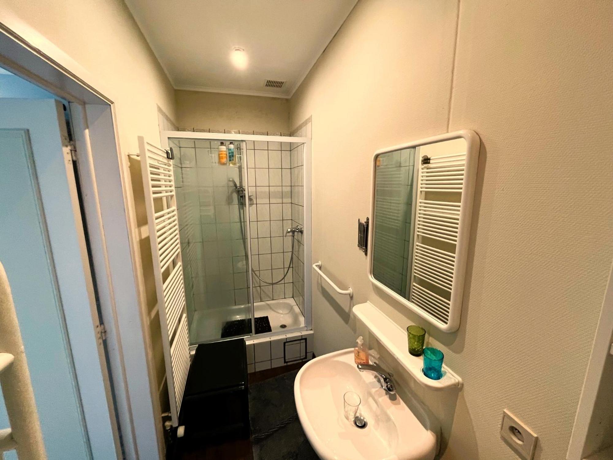 Les Alisiers Otel Nadrin Dış mekan fotoğraf
